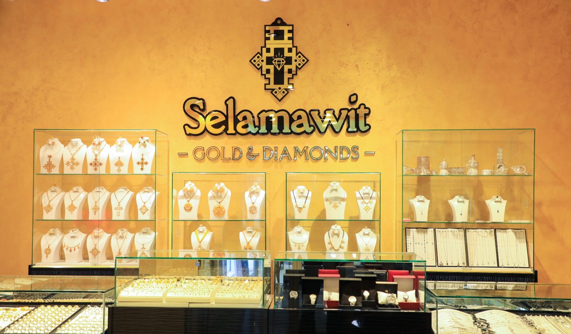 Jewelry & Watches